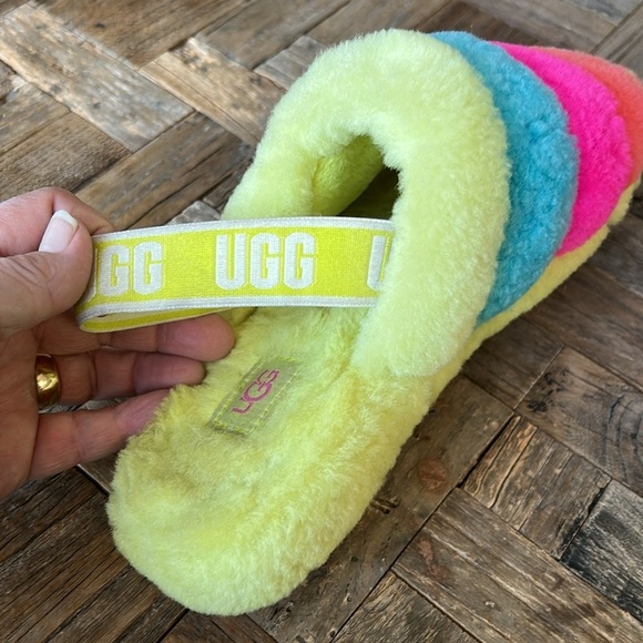 UGG Fluff Yeah Kids Rainbow Multi Color Slides Size 5(Big Kid) - Picture 6 of 8